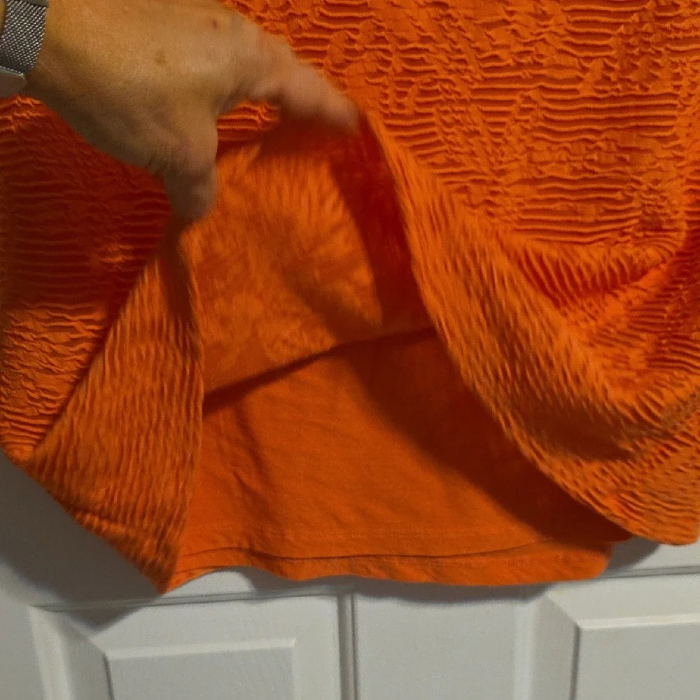 Calvin Klein Bright Orange Top - Picture 5 of 9